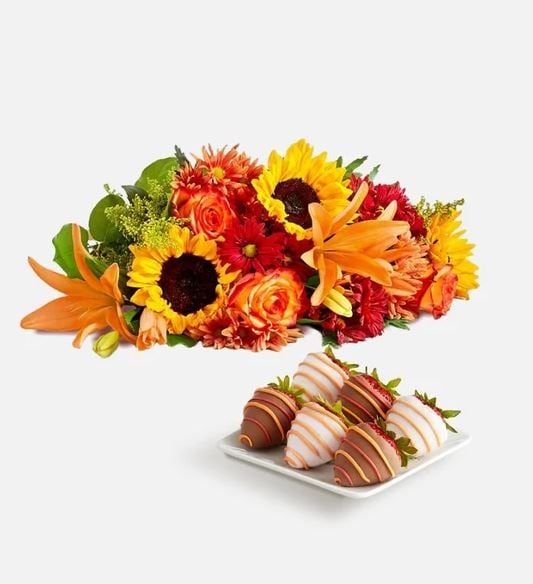 Fields of Europe® for Fall With Gourmet Autumn Dipped Strawberries (Fields of Europe® for Fall Bouquet Only with 6ct Autumn Dipped Strawberries)