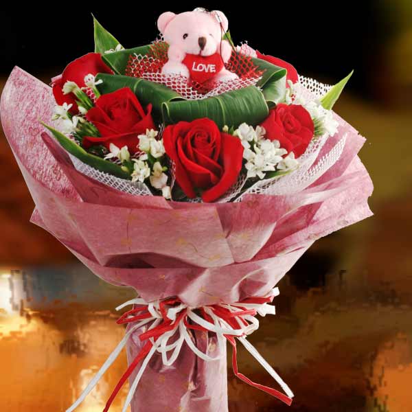6 Red Roses With Bear At Centre