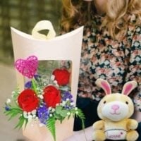 16cm Bunny & 3 Red Roses Arrangement
