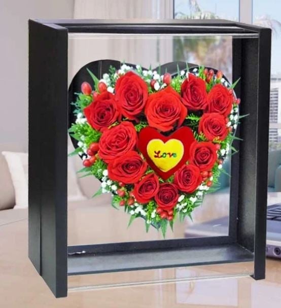 12 Red Roses in Special Standing Box