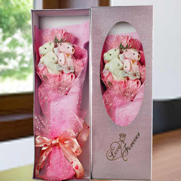 Handmade Rose Soap And  4 Mini Couple Bear In Gift Box