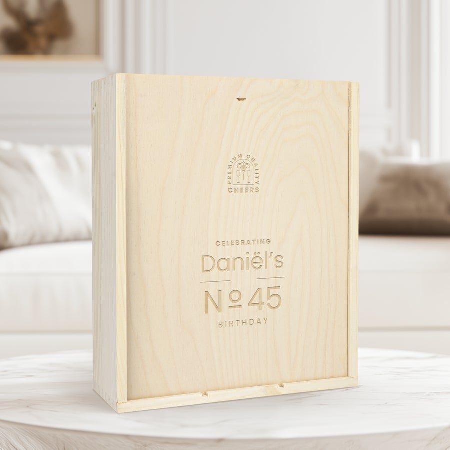 Personalized champagne box (Gegraveerd)