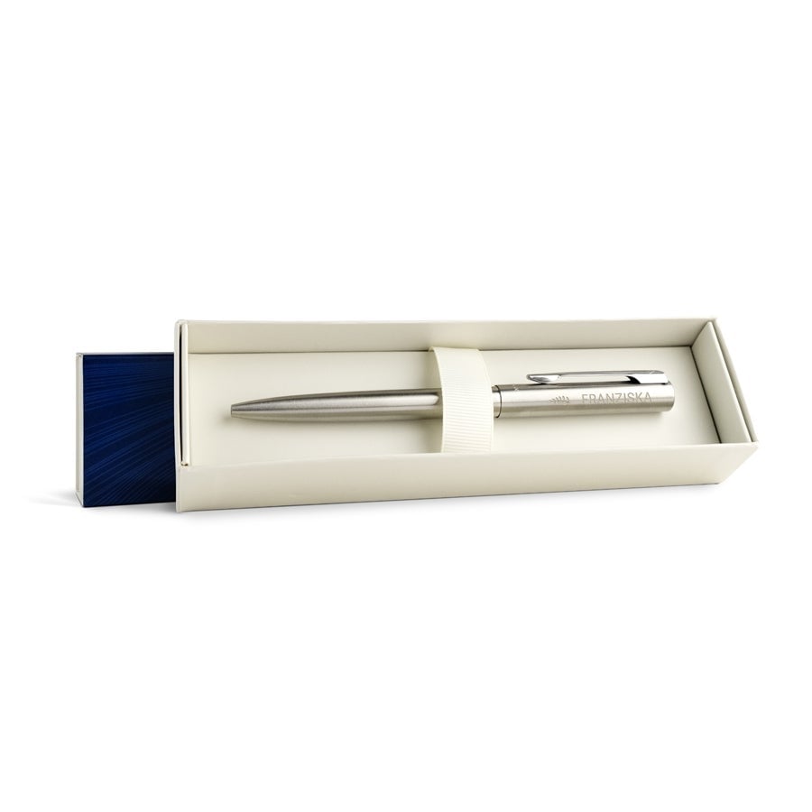 Waterman pen engraving