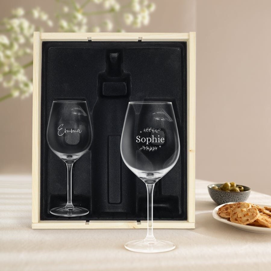 Personalized wine box