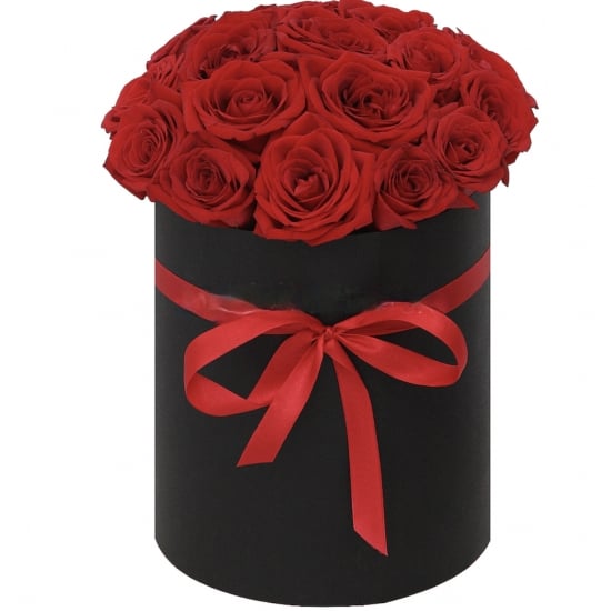 HAT BOX ARRANGEMENT WITH RED ROSES (Small)