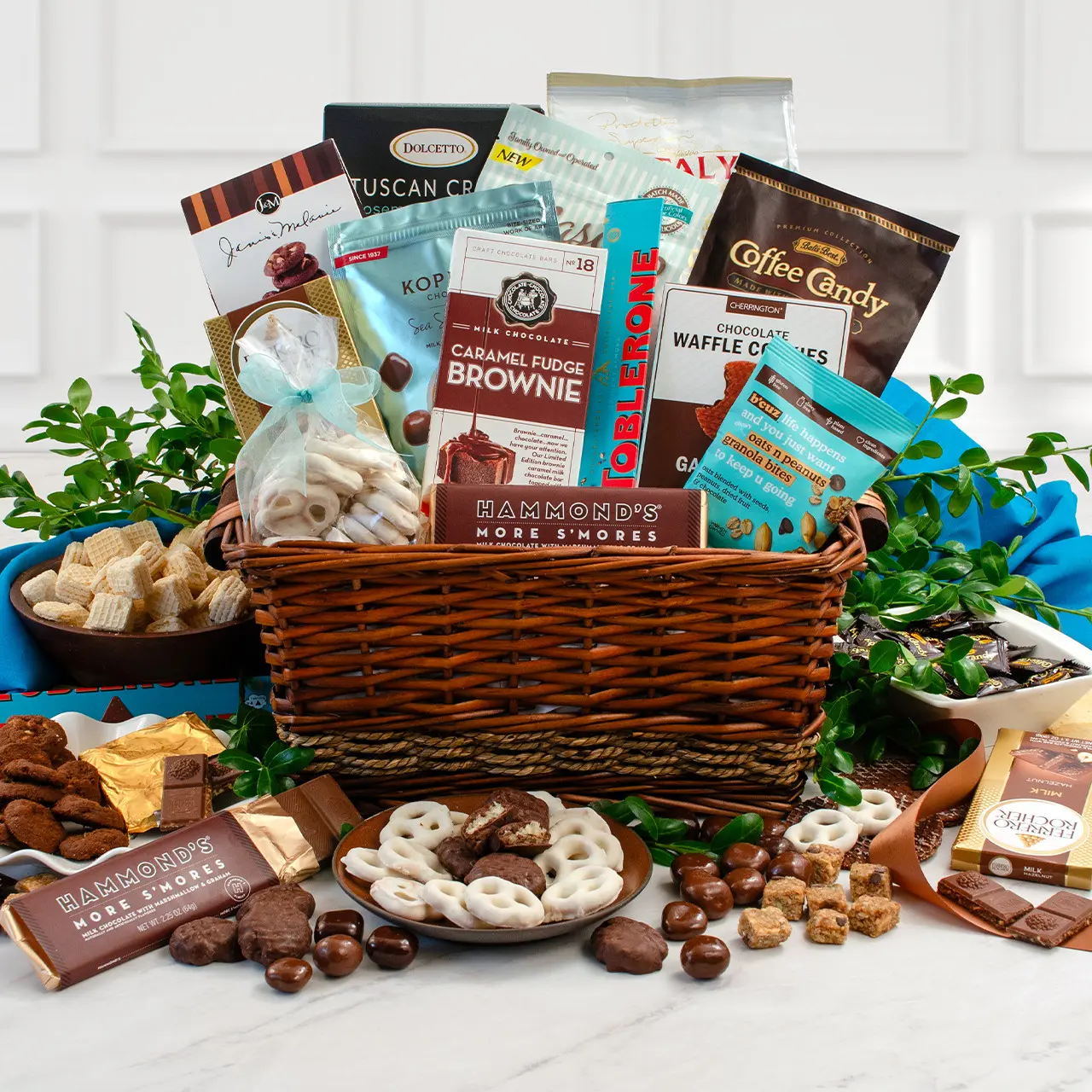 Beacon Hill Gourmet Gift Basket