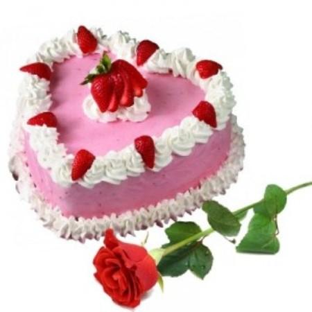1.5 Kg Heart Shaped Strawberry Cake With Red Rose