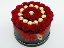 RED ROSES WITH FERRERO ROCHER