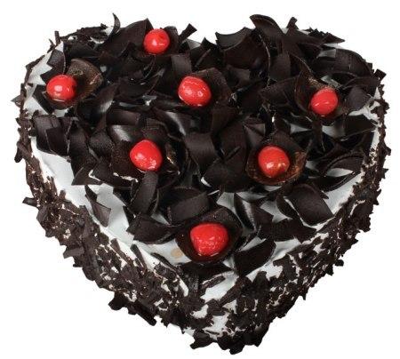 1.5 Kg Heart Shaped Black Forest Cake