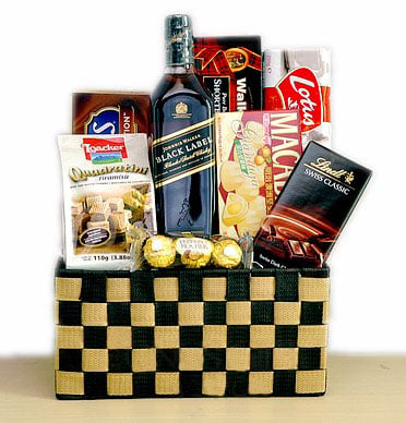 Johnnie Walker Black Gift Basket
