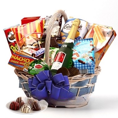 Sparking Wine and Snack Hamper