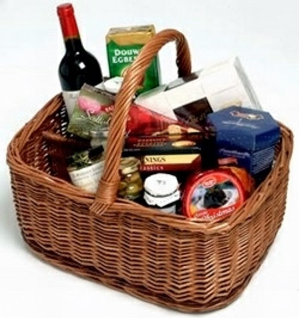 Gourmet Goodies Wine Gift Basket