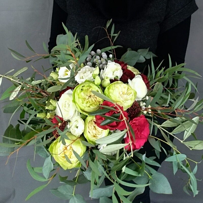 Bouquet with eucalyptus (Compact)