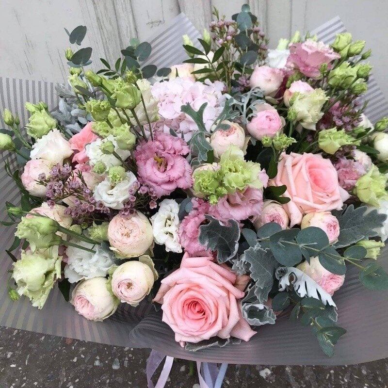 Premium flower bouquet PINK (Compact)