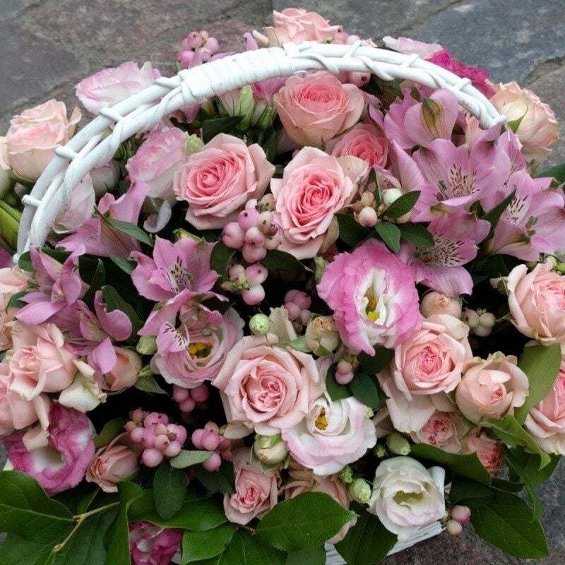Pink flower basket (Compact)