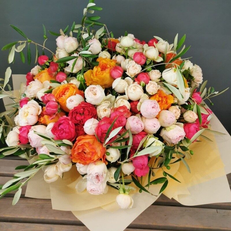 Gorgeous flower bouquet (Compact)