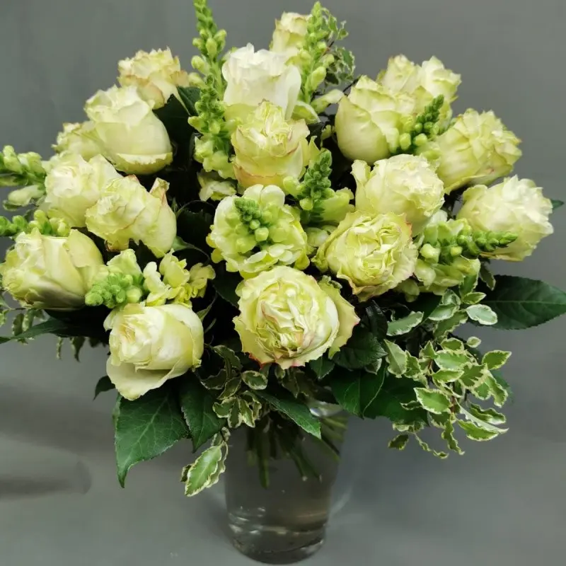 Flower bouquet - white roses B1