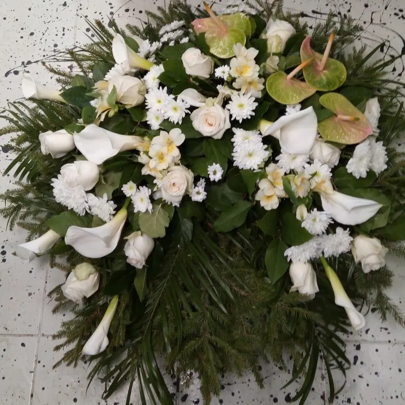 Memorial wreath with white flowers