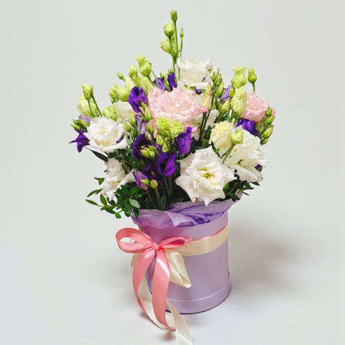 Flower Box with Lisianthus (10 pcs)