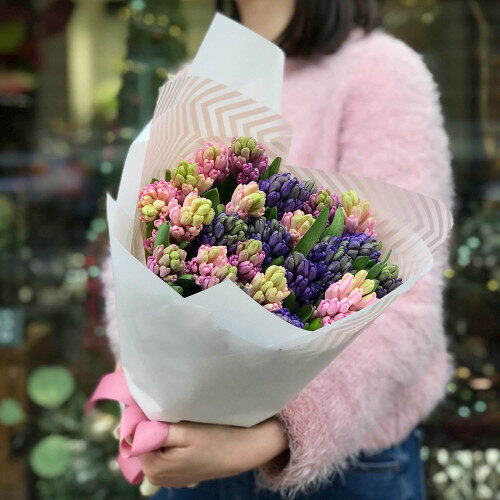 MIX OF HYACINTHS (9 hyacinths)