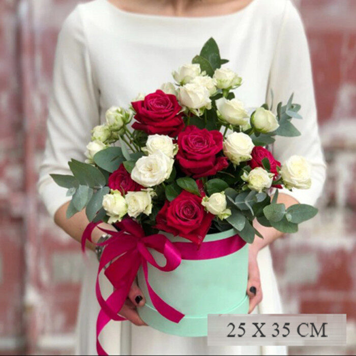 Eukaliptus And Rose Bloom Box Sophie (Classic)