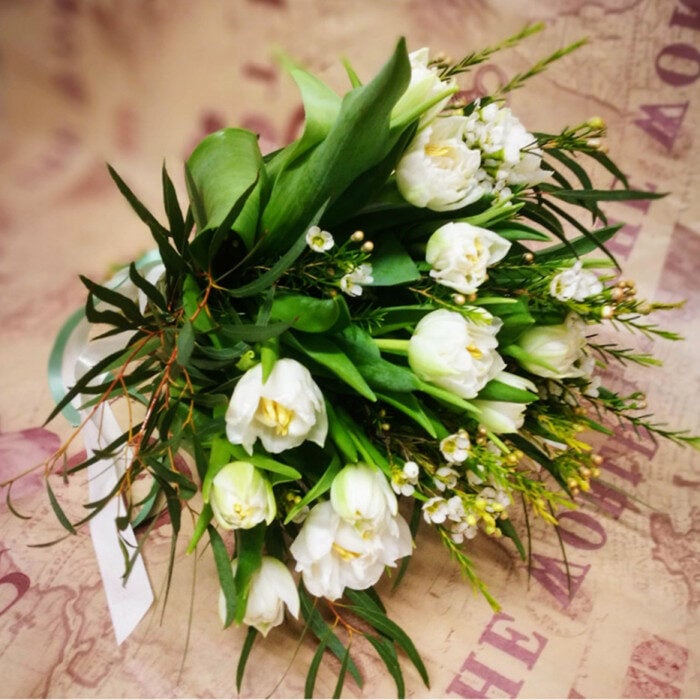 White tulips Bouquet Signora Bianca(29)