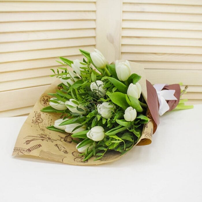 White tulips(15)