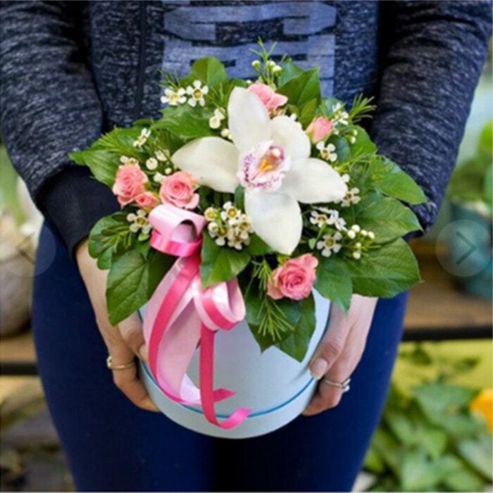 Flowers in a box "E Compliment"