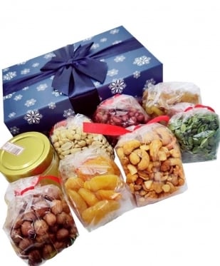 Nuts & Fruits & Honey Set #1. Options from: (Medium)