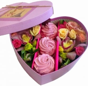 ROSES & FERRERO #1 (Small)