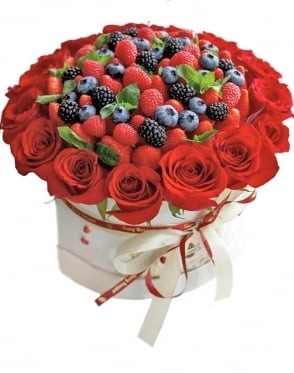 Roses & Fruits & Berries Red (Large)