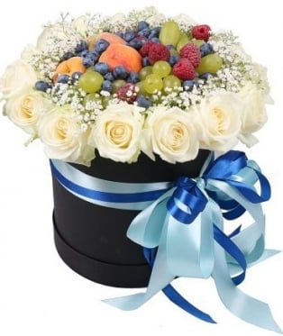 Roses & Fruits & Berries White (Small)