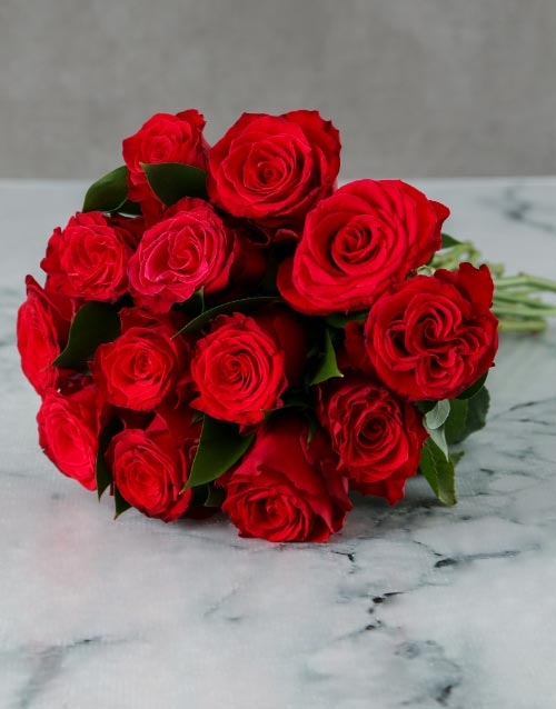Fresh Red Roses in Craft Paper (12 Roses)