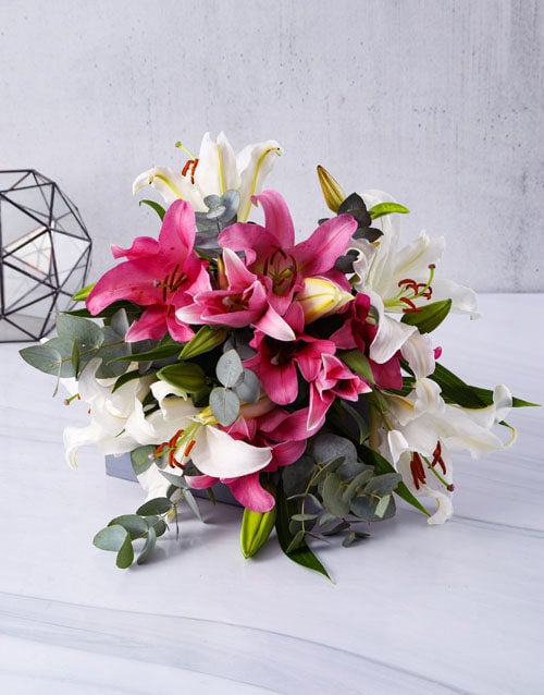 Luscious Mothers Day Lily Bouquet