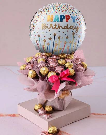 Ferrero And Pink Chocolate Star Arrangement (Standard)