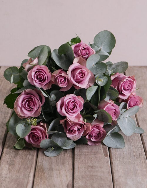 Lilac Passion Bouquet (12 Roses)