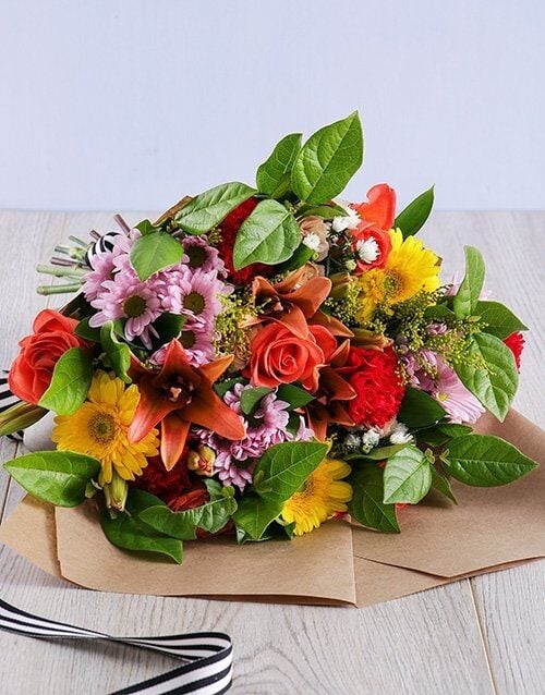 Eccentric Mixed Bouquet