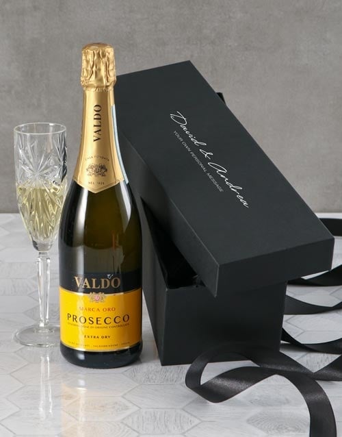 Personalised Valdo Couple Bubbly Box (STANDARD)