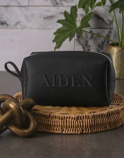 Personalised Nifty Name Sable Washbag (Standard)