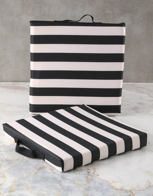 Cooler And Cushion Kit Kat Set