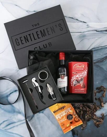 Gentlemans Club Wine Gift Box Set (Medium)