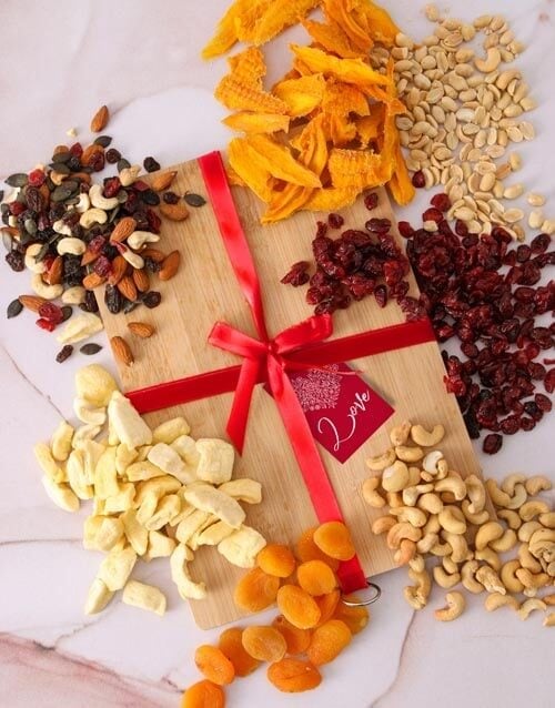 Love Snacks Chopping Board (STANDARD)