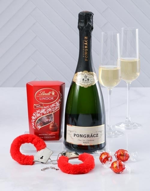 Pongracz Love Cuffed Hamper (STANDARD)