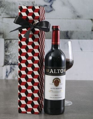 Red Illusion Wine Gift Box (STANDARD)