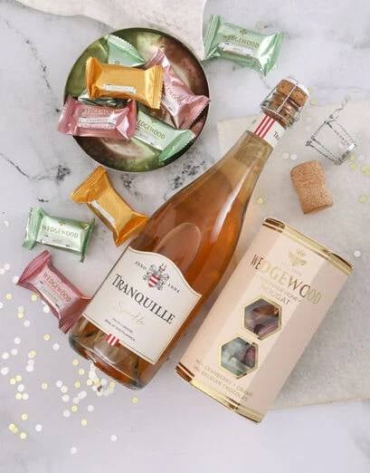 Bubbles And Chocs Gift Box