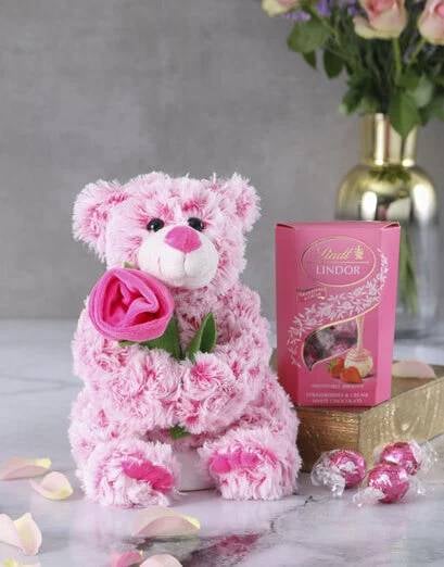 Sweetheart Teddy And Chocolate Gift Set (1)