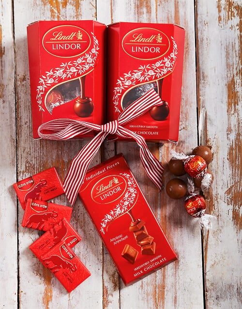 Lindt Chocolate Assorted Hamper (Small)
