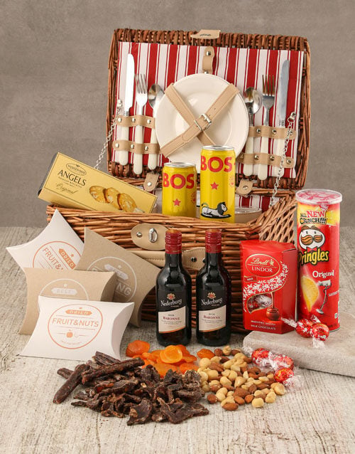 Two Person Natural Willow Picnic Basket (Standard)