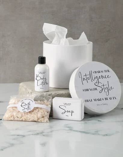 What Makes Beauty Pamper Hatbox (Small)
