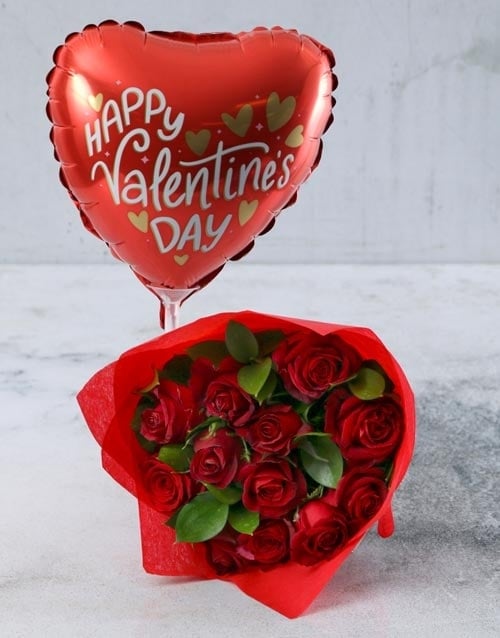 Radiant Red Rose Bouquet With Heart Balloon